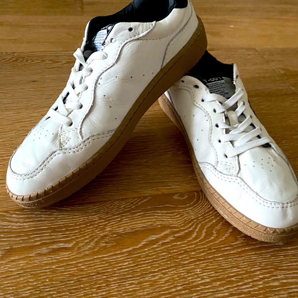 White Leather Women's Shoes Sneakers by Schutz